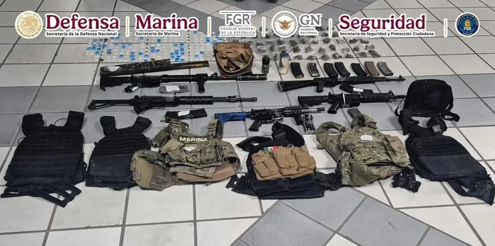 TRAS EJECUTAR UNA ORDEN DE CATEO EN GUERRERO, SE DETUVO A TRES HOMBRES Y SE ASEGURARON ARMAS LARGAS, GRANADAS Y DOSIS DE DROGA