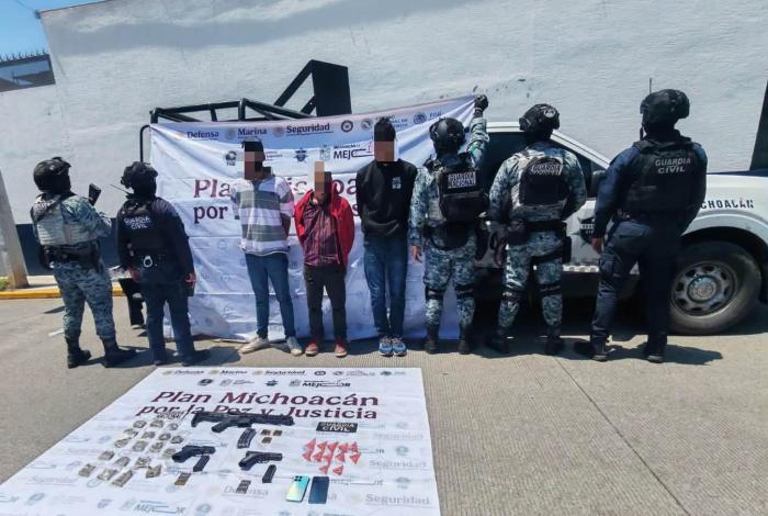 Tras persecución, detienen a tres hombres en Zamora