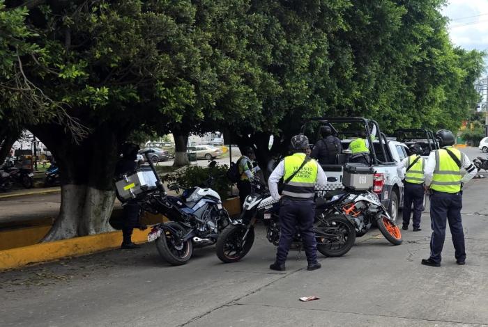 Tras persecución que inició en Zamora y concluyó en Jacona, detienen a hombre armado