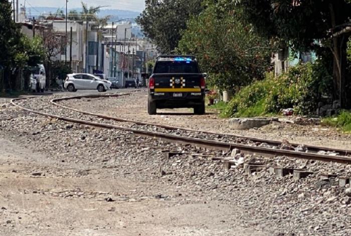 Tren arrolla a mujer en la colonia Las Margaritas en Morelia; la trasladan a hospital