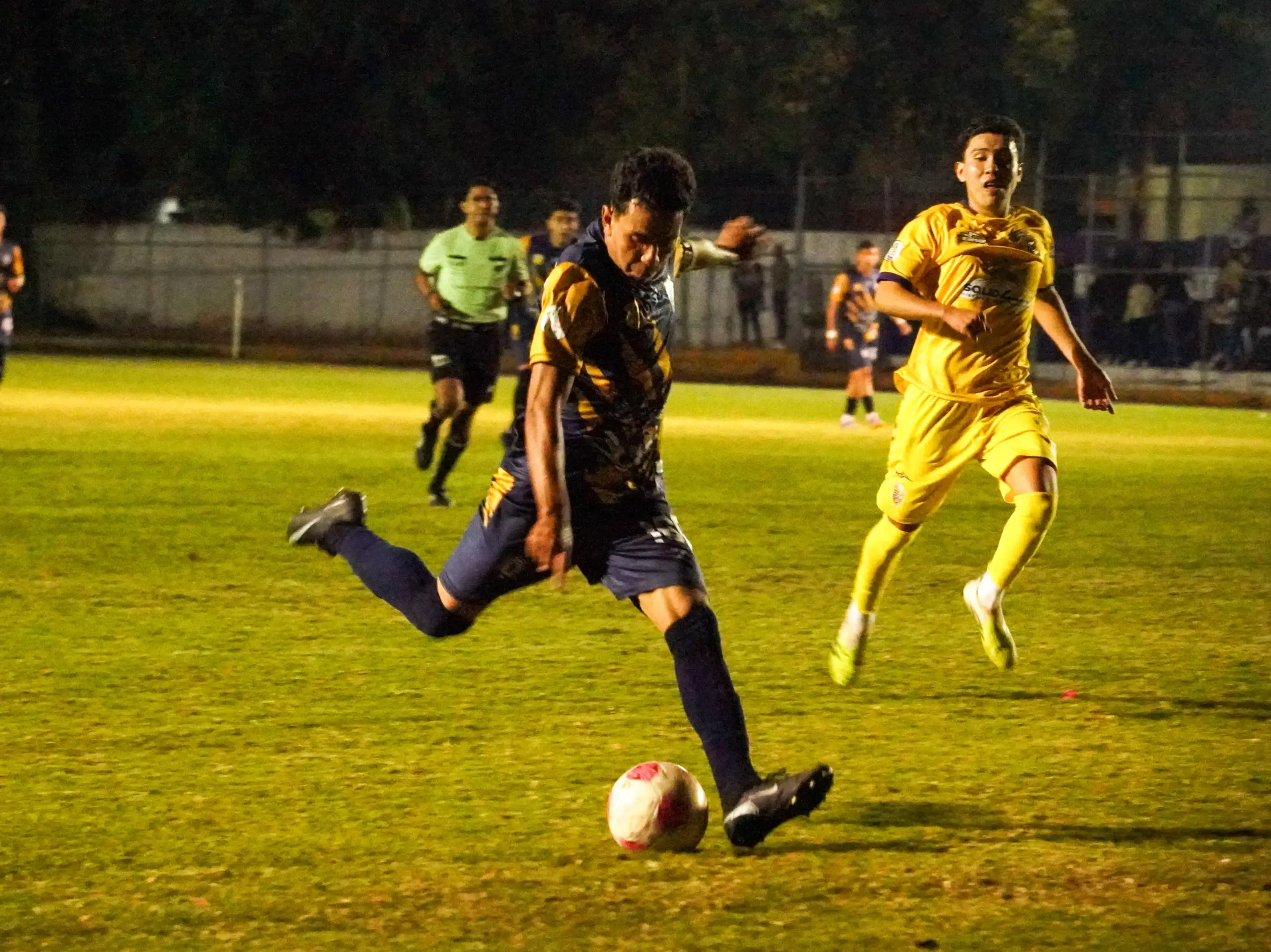 Triunfazo del Atlético Morelia-UMSNH varonil en Zamora; mantiene el liderato