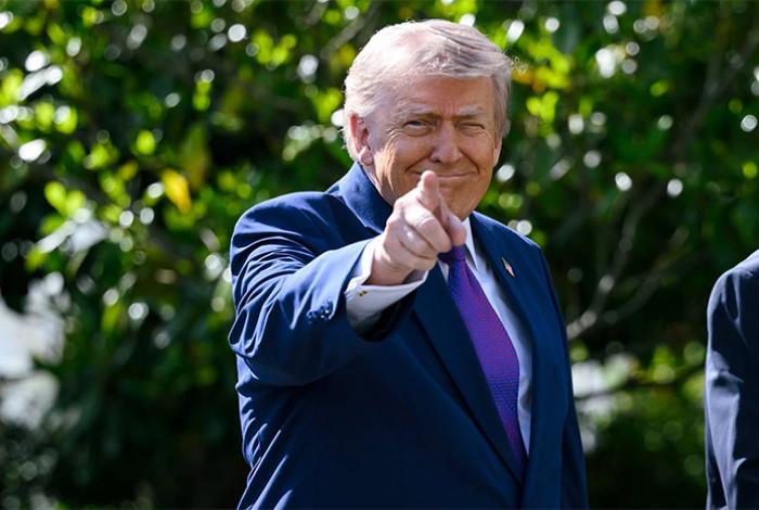 Trump alaba la labor de Sheinbaum contra el narco, pero insiste que México debe hacer más
