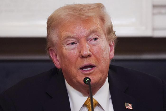 Trump dice que carteles “gobiernan México” pero que respeta a la presidenta Sheinbaum