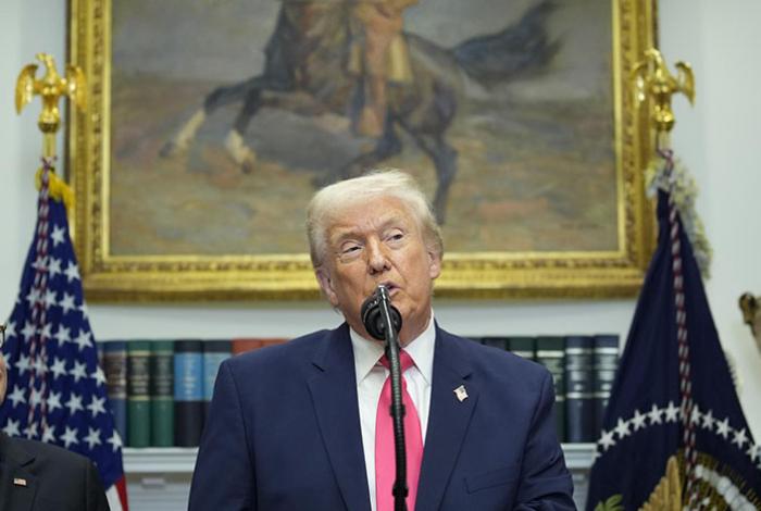 Trump dice que iniciarán ataques terrestres contra carteles que están “dirigiendo” México