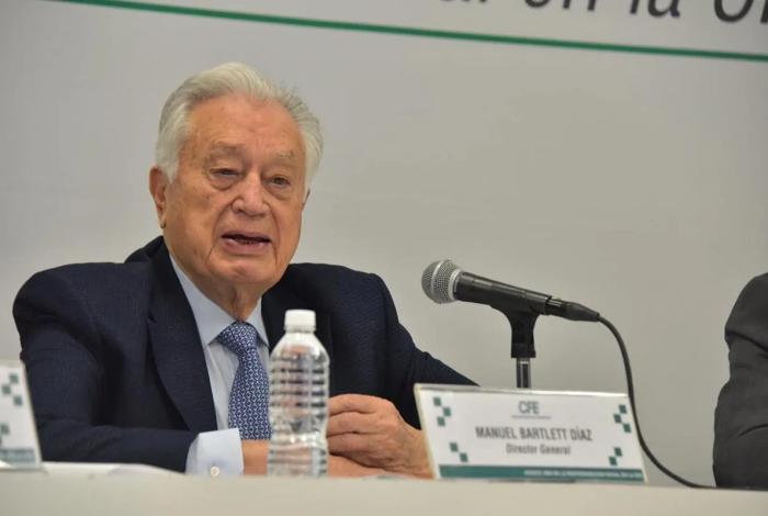 UIF niega bloqueo de cuentas a familia de Manuel Bartlett