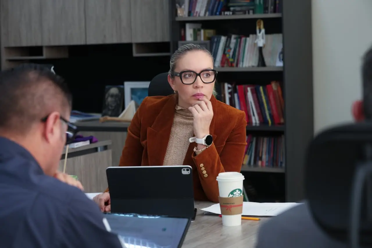 UMSNH diversifica su oferta educativa; estudia Administración, Contaduría, Mercadotecnia o Derecho en línea