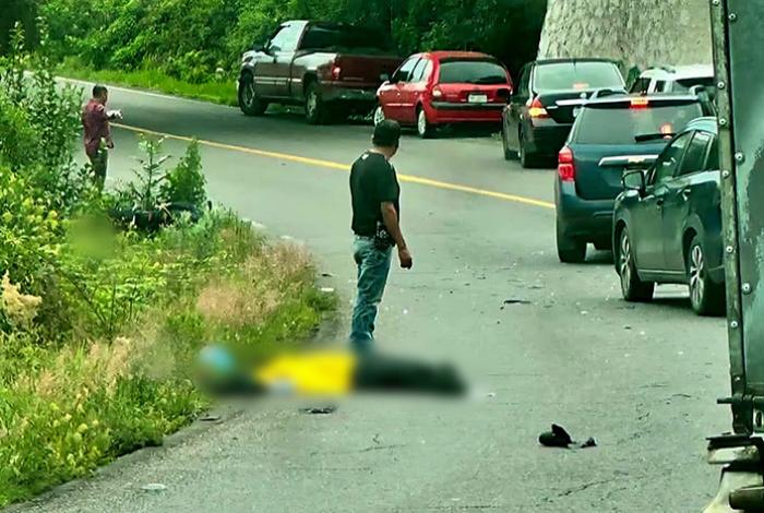 Un hombre muere atropellado sobre la carretera libre Uruapan-Pátzcuaro