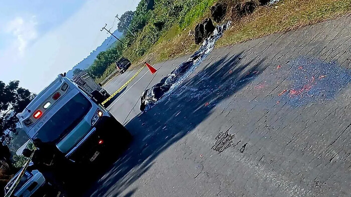 Un muerto y un herido, saldo de accidente en la carretera Uruapan – Paracho