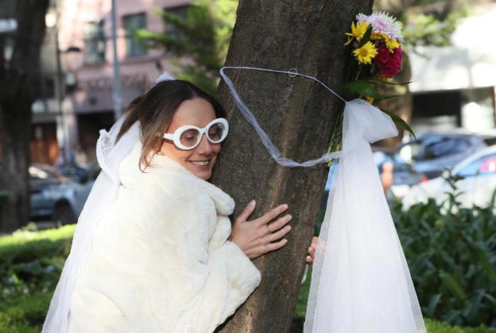 Una "boda" entre personas y árboles en México busca concienciar sobre la deforestación
