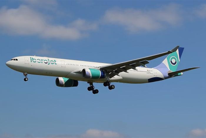 Una nueva ruta aérea une desde hoy Madrid con Querétaro