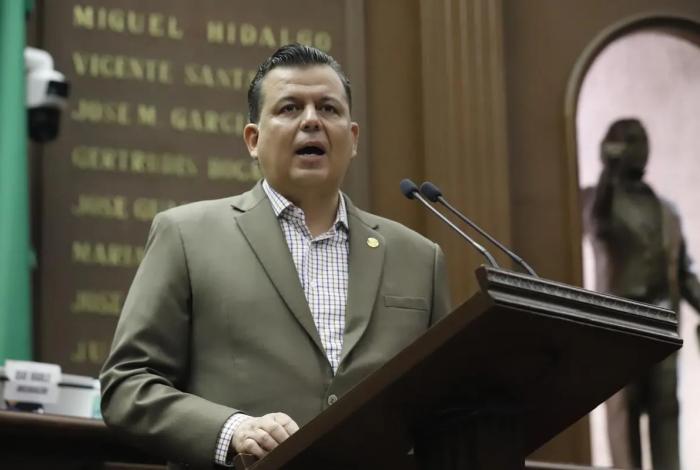 Una vez más Guillermo Valencia solicitó licencia al cargo de diputado local