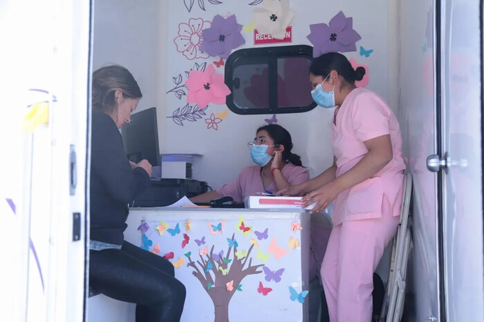 Unidades de mastografía móvil en Michoacán ofrecen detección temprana de cáncer de mama