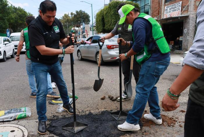 Urge reforzar brigadas para atender los baches en Morelia: PVEM