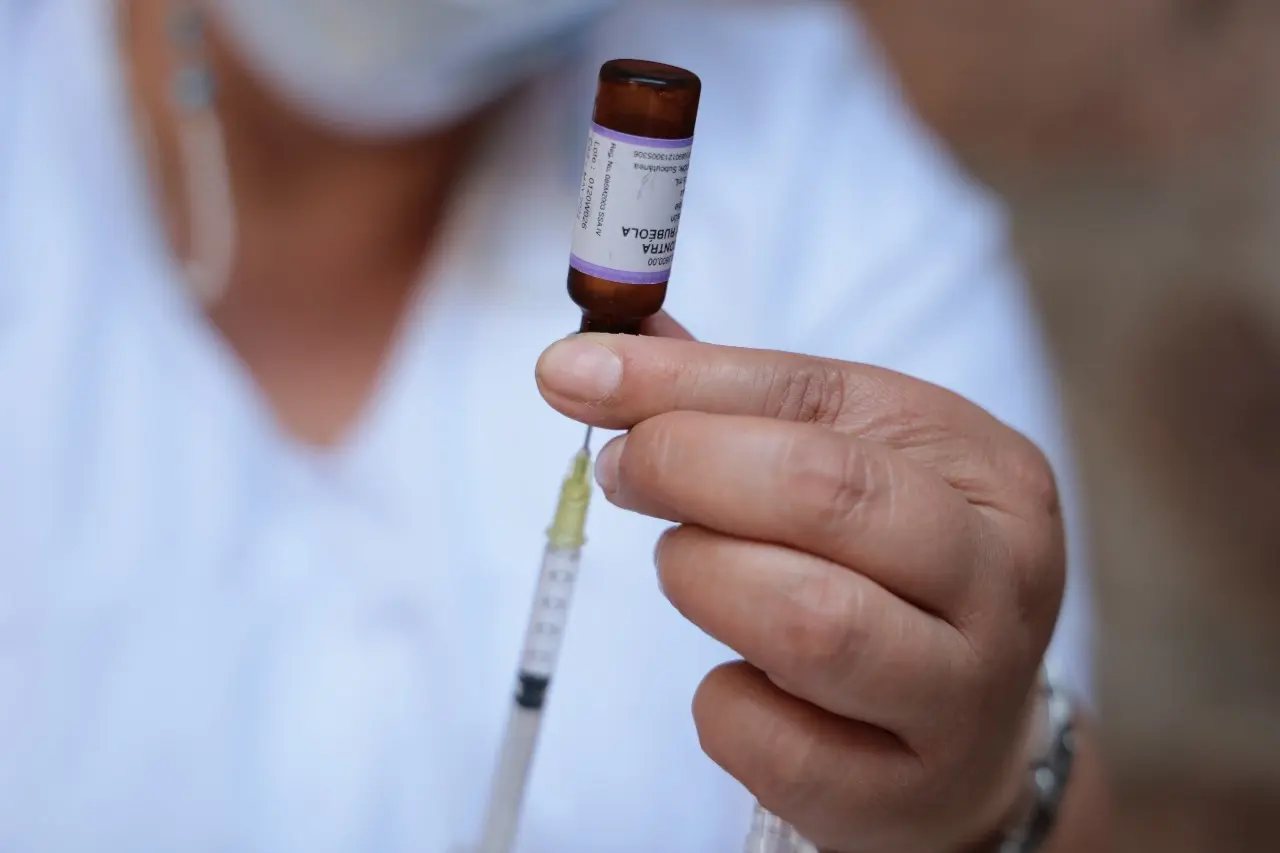 Vacunarse, una alternativa para evitar más casos de sarampión