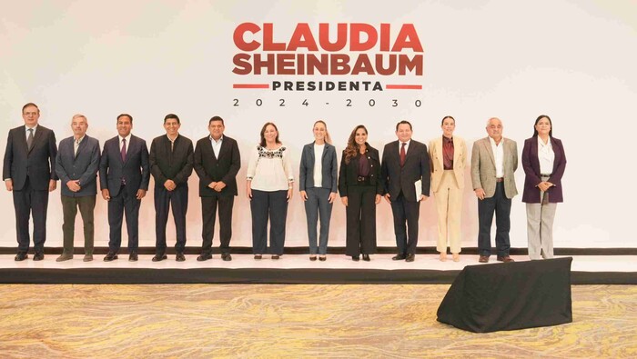 »VAMOS A SEGUIR APOYANDO AL SURESTE»: CLAUDIA SHEINBAUM DEFINE PROYECTOS PRIORITARIOS CON LAS Y LOS GOBERNADORES DE CAMPECHE, CHIAPAS, OAXACA, QUINTANA ROO, TABASCO, VERACRUZ Y YUCATÁN