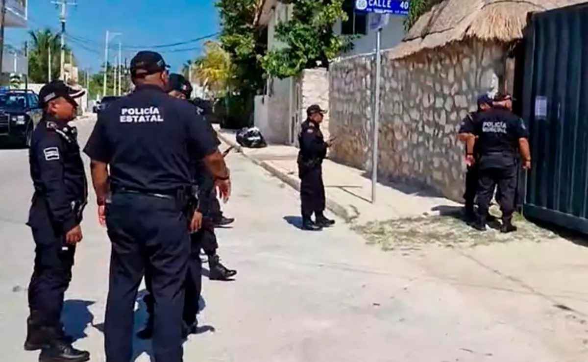 Vecinos impiden privatización de calle que lleva al mar en Yucatán