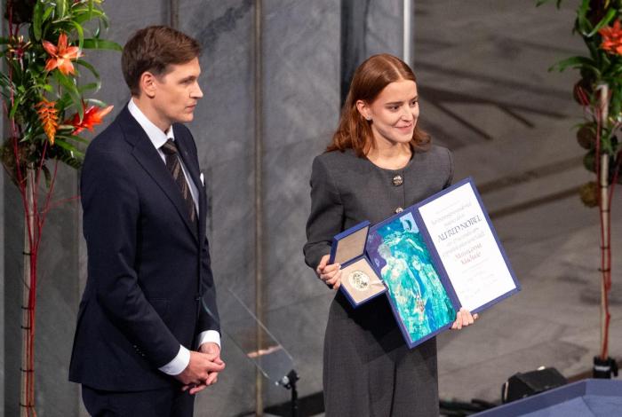 Venezuela vuelve a respirar: hija de Corina Machado recibe el Nobel de su madre