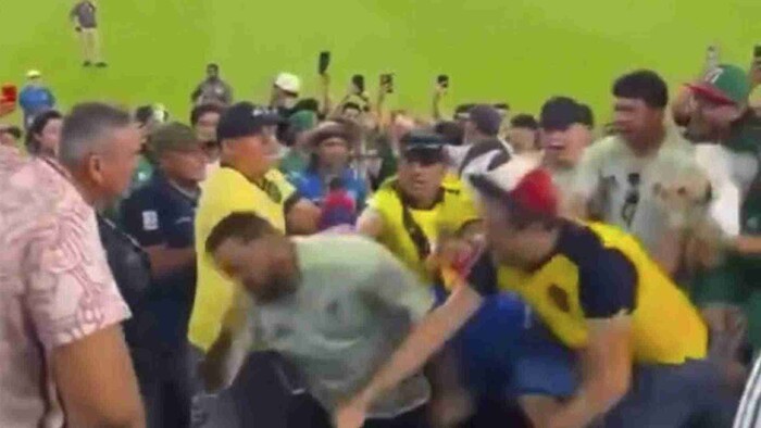 Video: Captan pelea entre la aficionados de México y de Ecuador