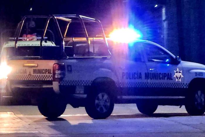 #Video | Delincuentes atacan a policías de Cotija; un agente muere en el enfrentamiento