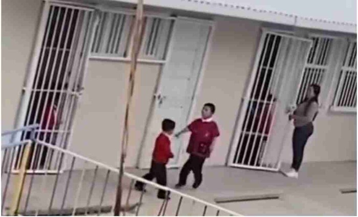 #Video: Denuncian maltrato escolar por maestra que encerró a niño en salón