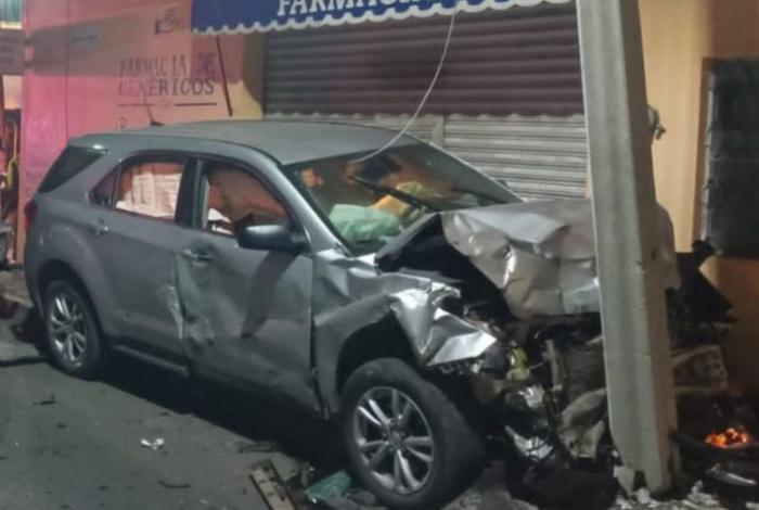 #Video | Dos jóvenes heridos tras aparatoso choque vehicular, en La Piedad