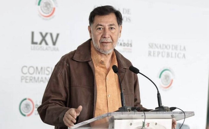 #Video | Gerardo Fernández Noroña denuncia agresión física e intento de robo en el AICM