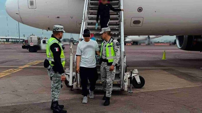 Video: Hombre intentó desviar un vuelo hacia Estados Unidos