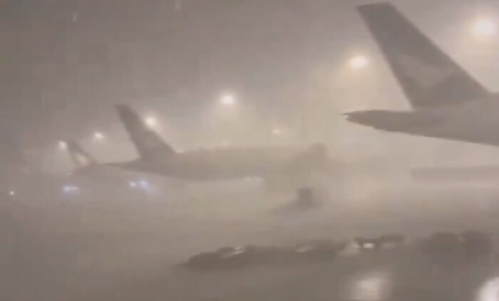 #Video | Hong Kong sufre el paso del Super Tifon Yagi con intensos vientos y lluvias