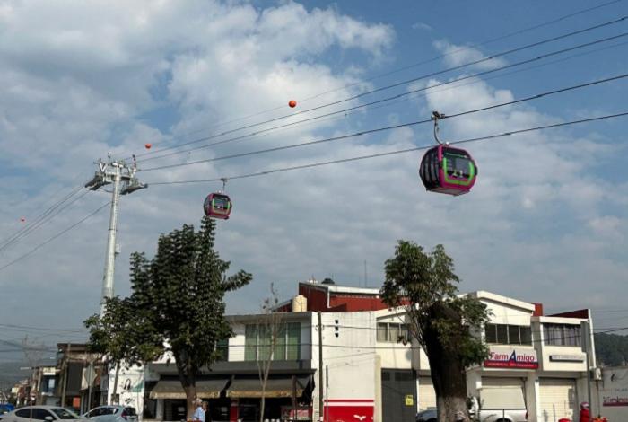 Video | Inicia operaciones el teleférico de Uruapan este 18 de abril
