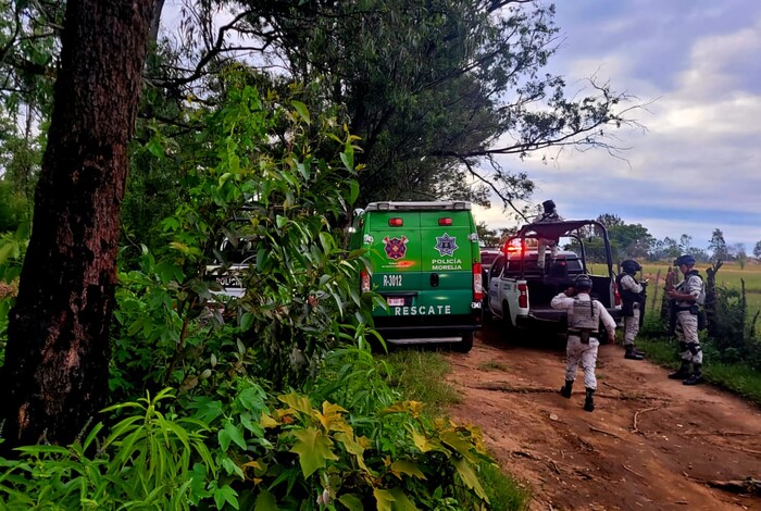 #Video | Localizan a ejecutado con el “tiro de gracia” en brecha cerca de La Campiña en Morelia 