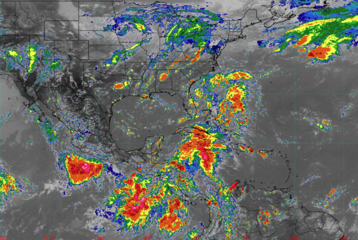 #Video | Polo ya es huracán categoría 1 y se desplaza de manera paralela a las costas de Guerrero, Michoacán, Colima y Jalisco