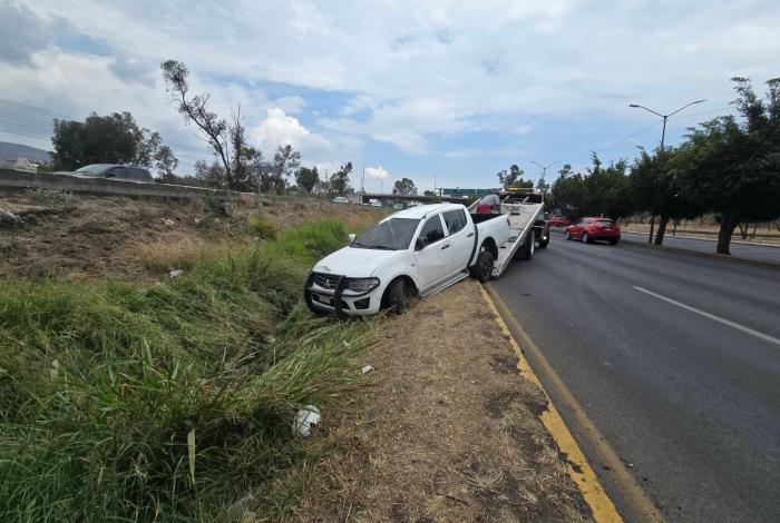 #Video | Se accidenta camioneta cerca del Estadio Morelos, en #Morelia
