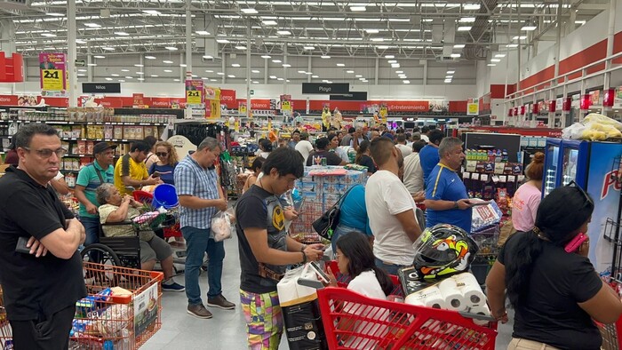 #Video | Se registran compras de pánico en Cancún tras alerta por la llegada de huracán Beryl