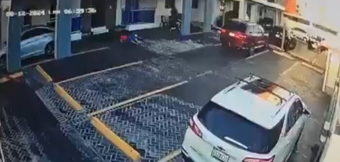 #Video | Tragedia en República Dominicana: Madre se lanza desde un edificio con su hija en brazos