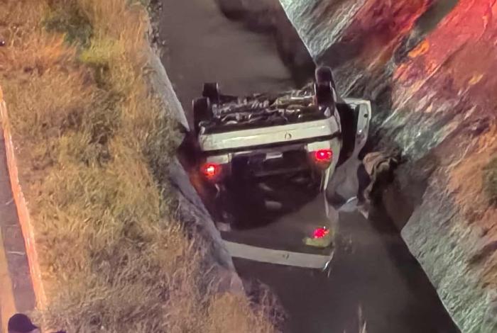 #Video #Tragedia | Tres fallecidos y tres heridos, el saldo tras mortal volcadura a la altura del Estadio Morelos