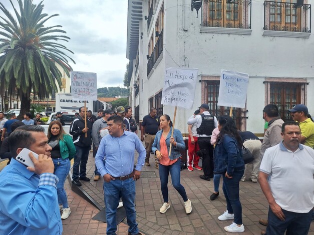 #Video | Trifulca previa a la conmemoración de los Mártires de Uruapan deja 2 mujeres lesionadas