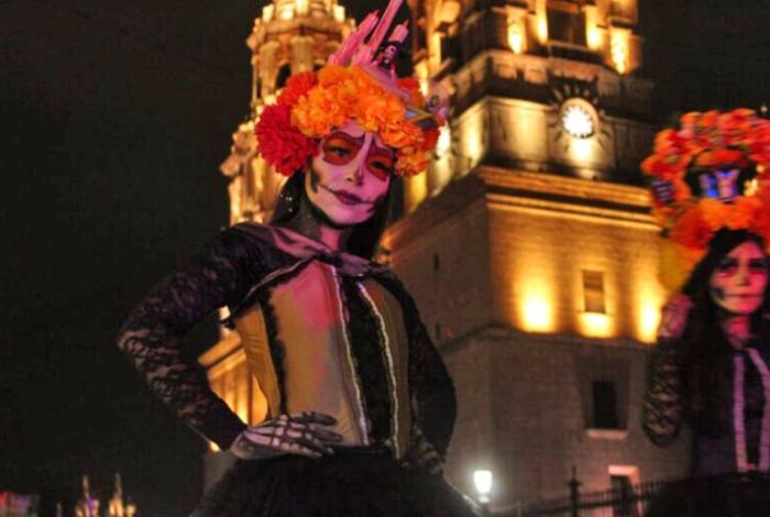 Videomapping, concurso de catrinas, altares en cada plaza de Morelia... así el Día de Muertos en Morelia