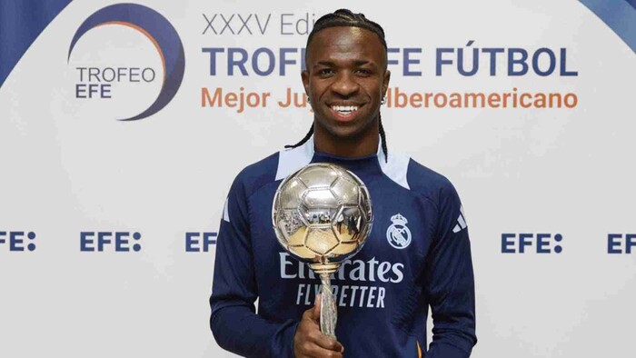 Vinicius es reconocido con el premio a Mejor Jugador Iberoamericano 2024