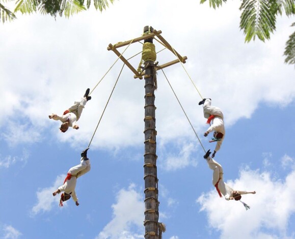 Voladores de San Pedro Tarímbaro, una tradición michoacana reconocida por la Unesco