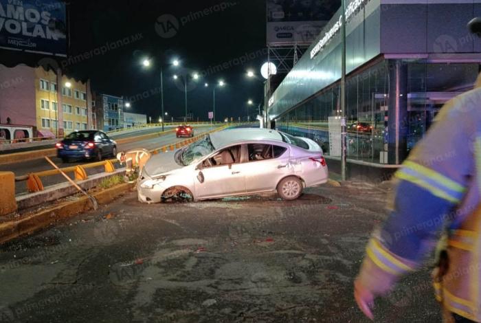 Volc4dura en la Madero Poniente deja dos lesi0nados, en Morelia