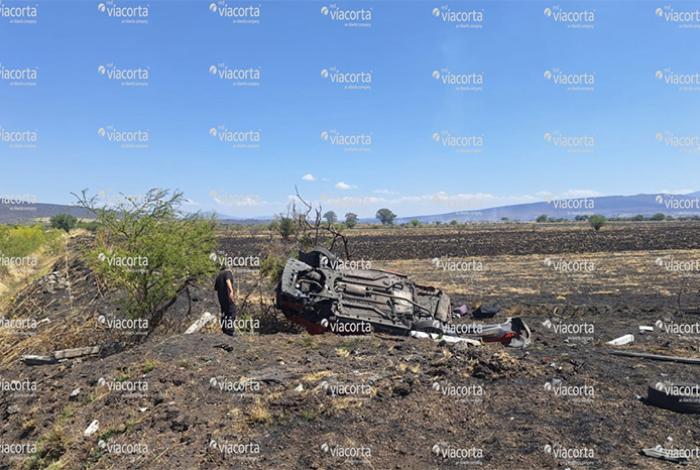 Volcadura en la Autopista de Occidente deja 4 personas lesionadas, tres de gravedad
