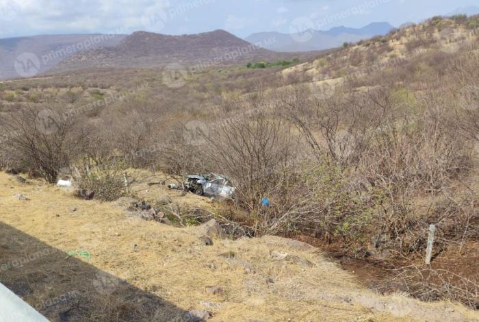 Volcadura en la Siglo XXI deja un muerto y tres lesionados