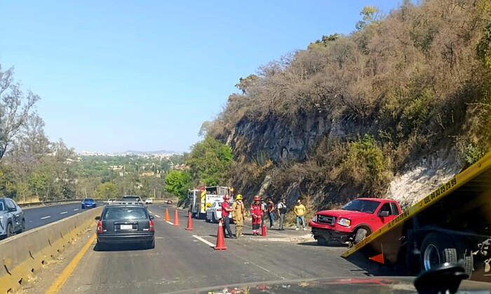 Vuelca camioneta en la Morelia – Pátzcuaro