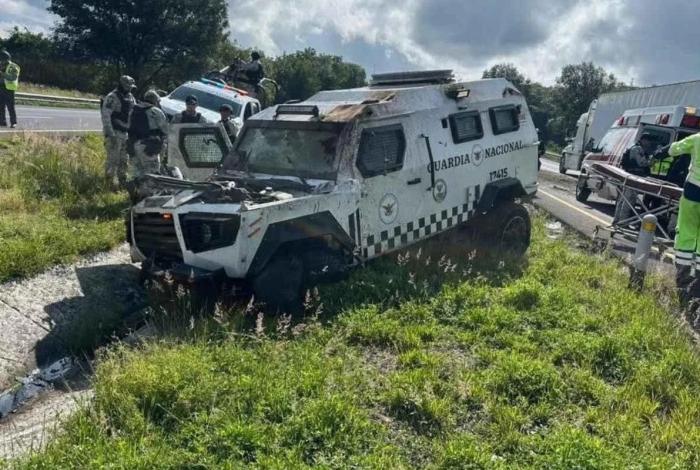 Vuelca patrulla de la Guardia Nacional en Panindícuaro: cinco elementos lesionados