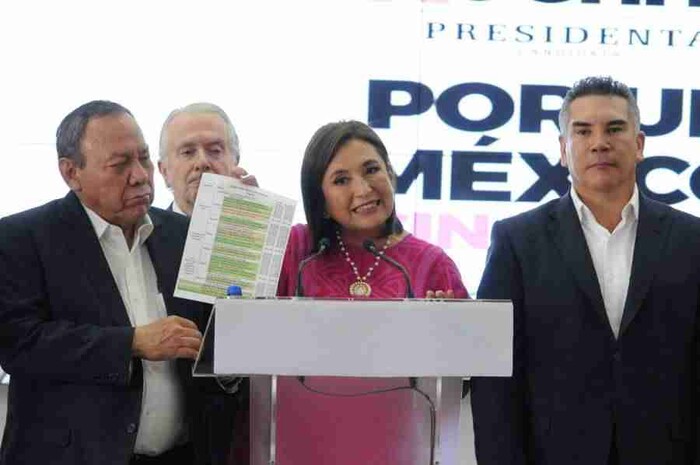 Xóchitl Gálvez pide al INE cancelar conferencias ‘mañaneras’ de López Obrador