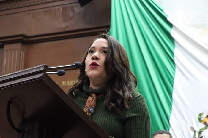 Xóchitl Ruiz propone fortalecer sistema de seguridad y dar certeza a ciudadanos