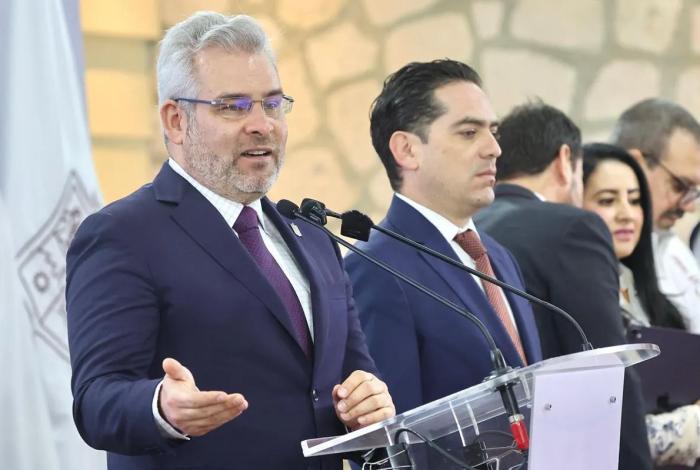 “Ya se les leyó la cartilla”: Bedolla a transportistas amenazados por el narco