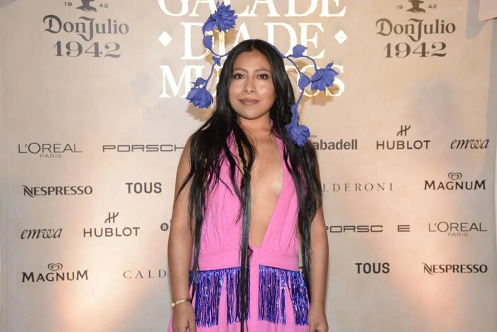 Yalitza Aparicio refleja su creciente confianza en la moda