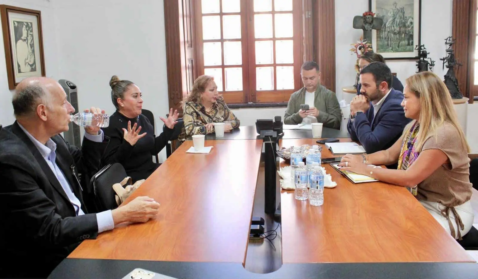 Yankel Benítez fortalece proyección turística de Morelia, en reunión con sector hotelero