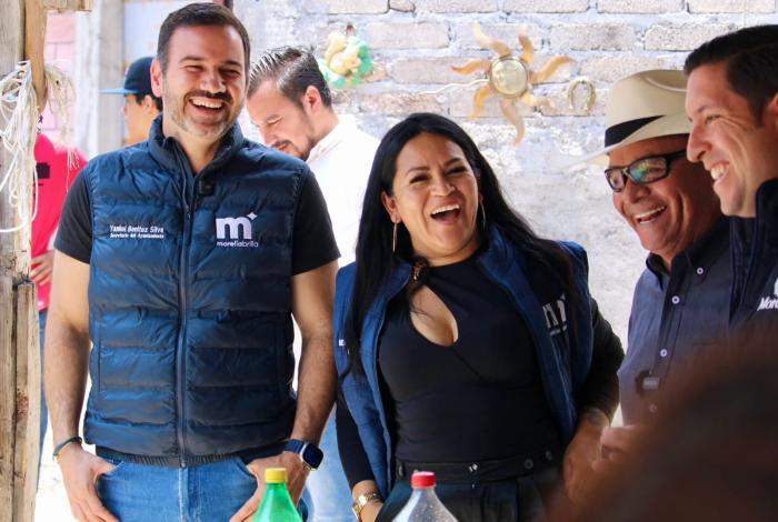 Yankel Benítez instala Comité de Obra en Lomas de La Aldea